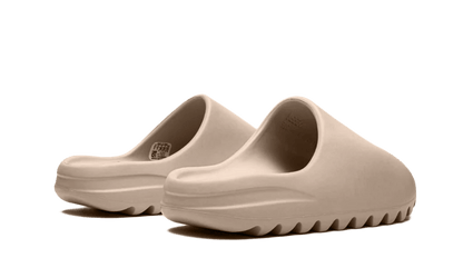 yeezy-slide-pure-first-release-socksforsport