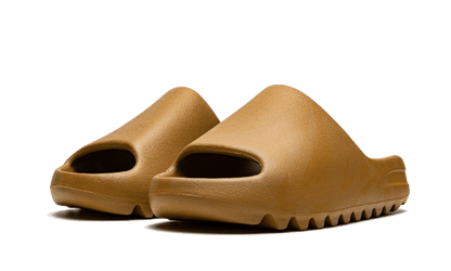 yeezy-slide-ochre-socksforsport