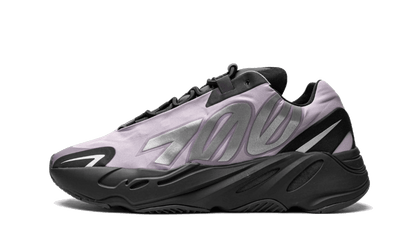 yeezy-700-mnvn-geode-socksforsport