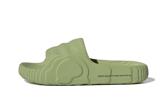 adilette-22-magic-lime-socksforsport