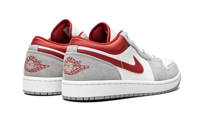 air-jordan-1-low-se-light-smoke-grey-gym-red-socksforsport