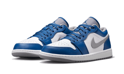 air-jordan-1-low-true-blue-socksforsport