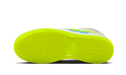 air-jordan-1-mid-se-warped-swoosh-socksforsport