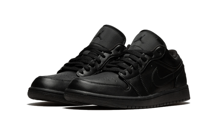 air-jordan-1-low-triple-black-2022-socksforsport