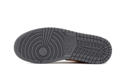 air-jordan-1-low-black-vivid-orange-socksforsport