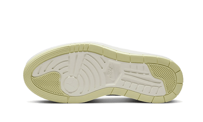 air-jordan-1-low-elevate-tan-suede-socksforsport
