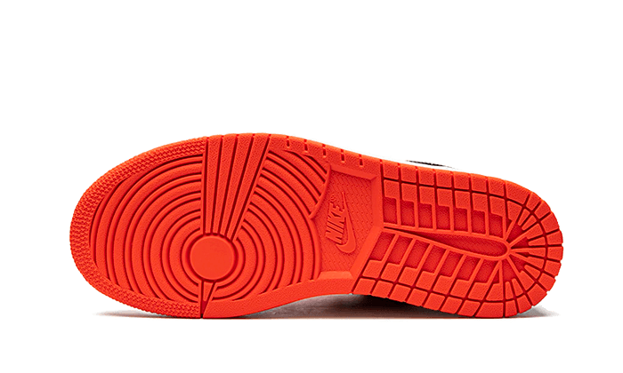 air-jordan-1-low-orange-black-socksforsport