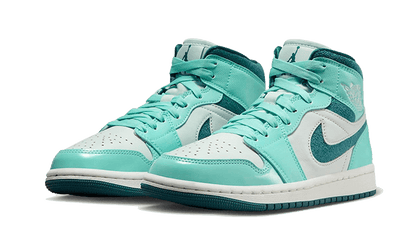 air-jordan-1-mid-bleached-turquoise-socksforsport