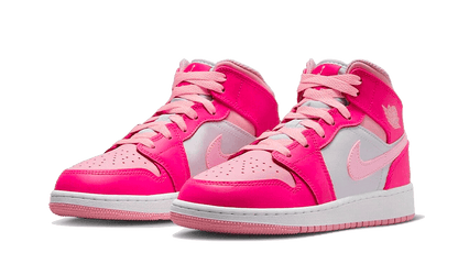 air-jordan-1-mid-fierce-pink-socksforsport