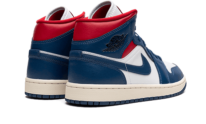 air-jordan-1-mid-french-blue-socksforsport