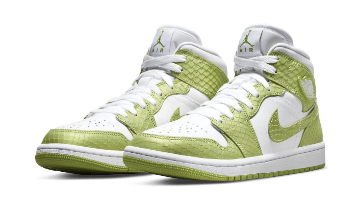air-jordan-1-mid-green-python-socksforsport