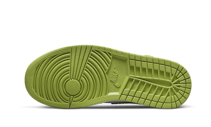 air-jordan-1-mid-green-python-socksforsport