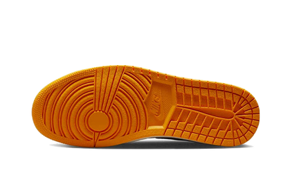 air-jordan-1-retro-high-og-yellow-toe-socksforsport