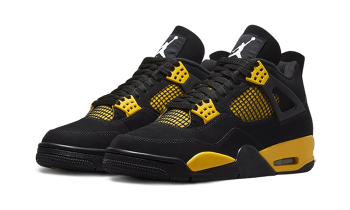 air-jordan-4-retro-thunder-2023-socksforsport