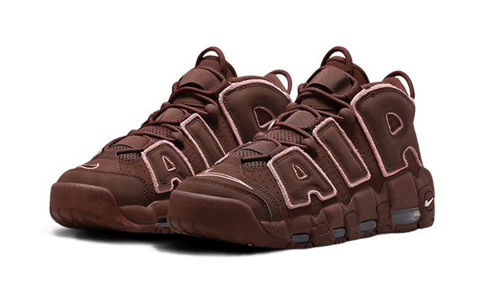 air-more-uptempo-96-valentines-day-2023-socksforsport