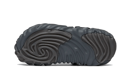 pollex-clog-salehe-bembury-niagara-socksforsport