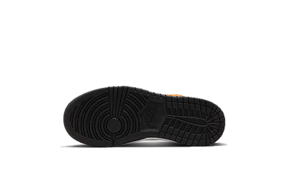 dunk-low-next-nature-ps-tiger-stripes-enfant-ps-socksforsport