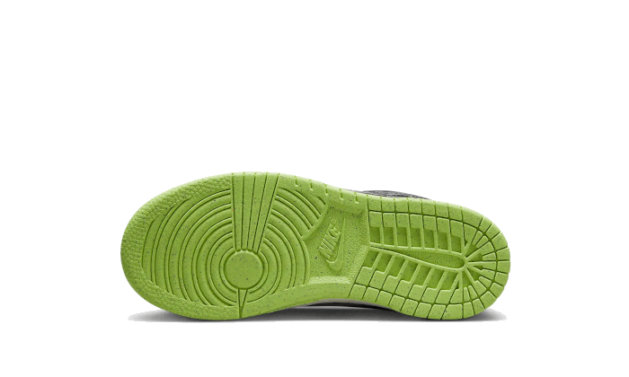 dunk-low-swoosh-shadow-iron-grey-enfant-ps-socksforsport