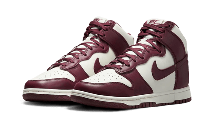 dunk-high-burgundy-crush-socksforsport