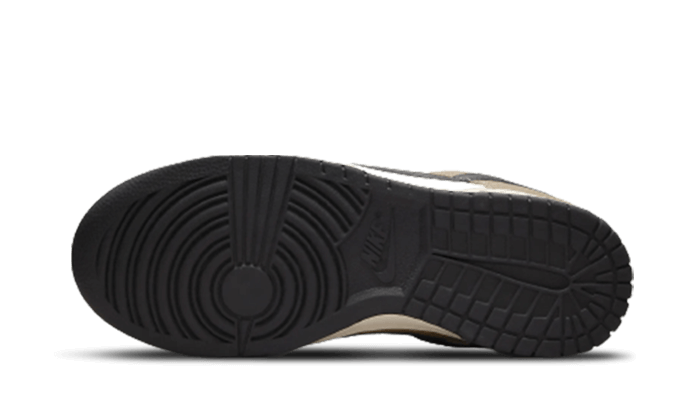 dunk-low-dark-driftwood-socksforsport