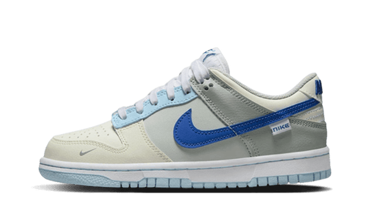 dunk-low-ivory-hyper-royal-socksforsport