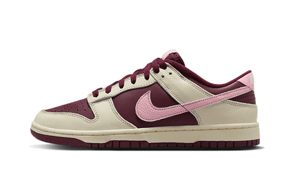 dunk-low-retro-prm-valentines-day-2023-socksforsport