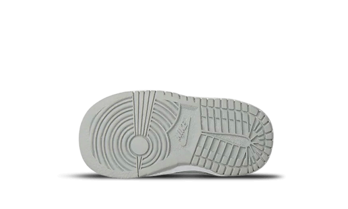 dunk-low-two-toned-grey-bb-td-socksforsport