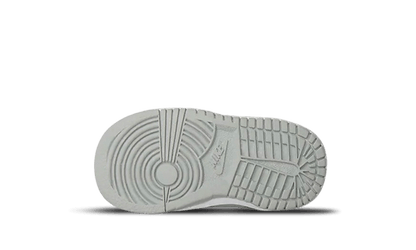 dunk-low-two-toned-grey-bb-td-socksforsport