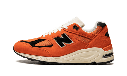 990-v2-made-in-usa-marigold-socksforsport
