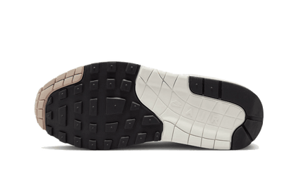 air-max-1-87-volt-suede-socksforsport