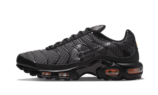 air-max-plus-3d-swoosh-black-socksforsport
