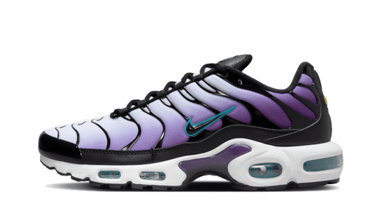 air-max-plus-reverse-grape-socksforsport