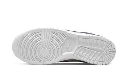 dunk-low-graffiti-navy-socksforsport