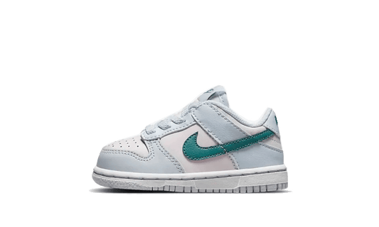 dunk-low-mineral-teal-bb-td-socksforsport