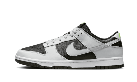 dunk-low-reverse-panda-volt-socksforsport