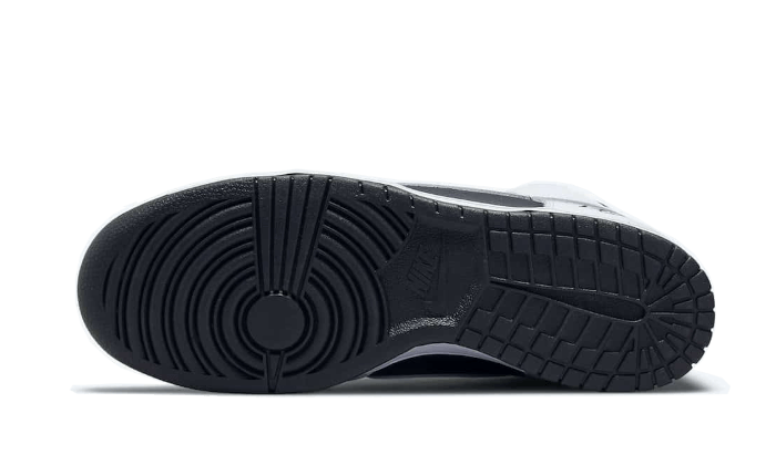 sb-dunk-high-supreme-by-any-means-black-socksforsport