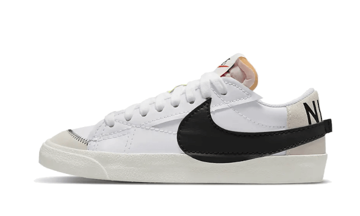 blazer-low-77-jumbo-white-black-sail-socksforsport