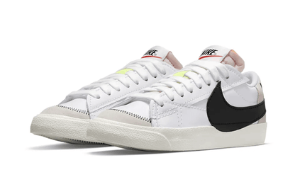 blazer-low-77-jumbo-white-black-sail-socksforsport