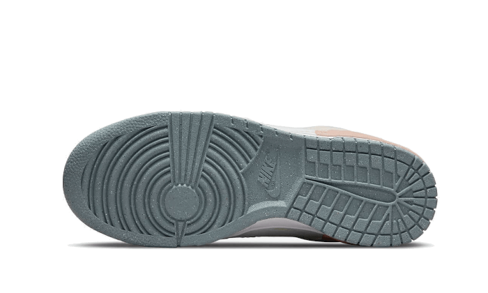 dunk-low-disrupt-2-multi-color-socksforsport