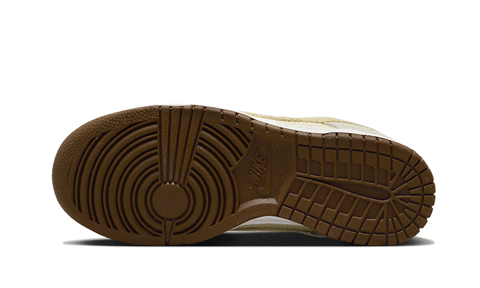 dunk-low-hemp-coconut-milk-socksforsport