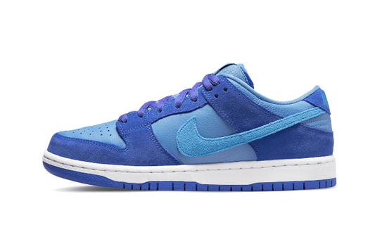 sb-dunk-low-blue-raspberry-socksforsport