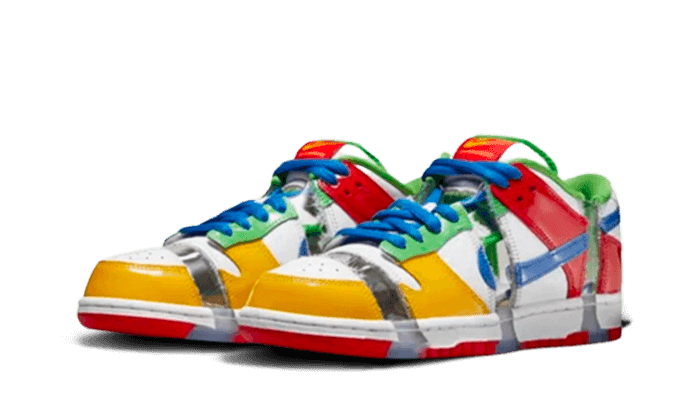 sb-dunk-low-og-ebay-sandy-bodecker-socksforsport