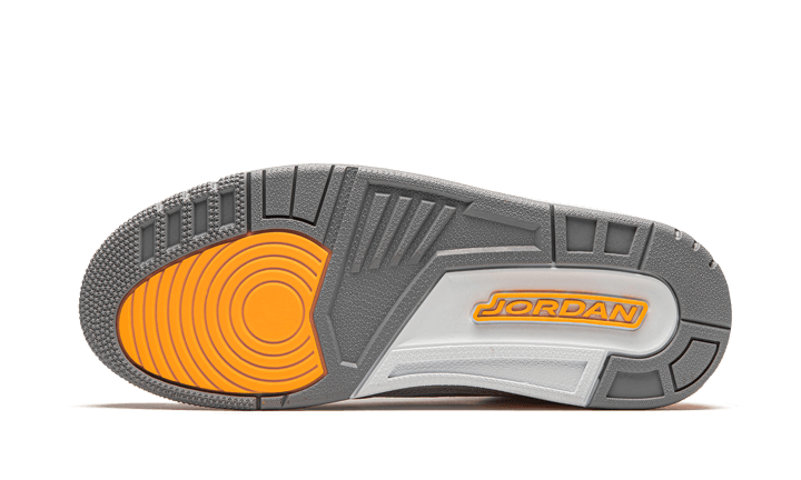 air-jordan-3-retro-laser-orange-socksforsport