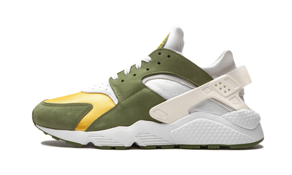air-huarache-stussy-dark-olive-2021-socksforsport