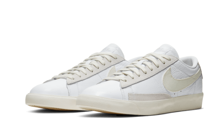 blazer-low-leather-platinum-tint-socksforsport