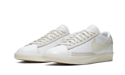 blazer-low-leather-platinum-tint-socksforsport