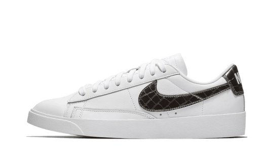 blazer-low-white-black-croc-socksforsport