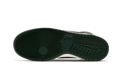 sb-dunk-high-baroque-brown-2021-socksforsport