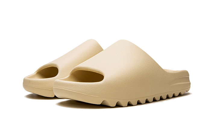 yeezy-slide-bone-restock-pair-socksforsport