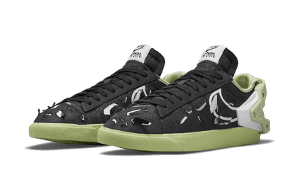 blazer-low-acronym-black-socksforsport